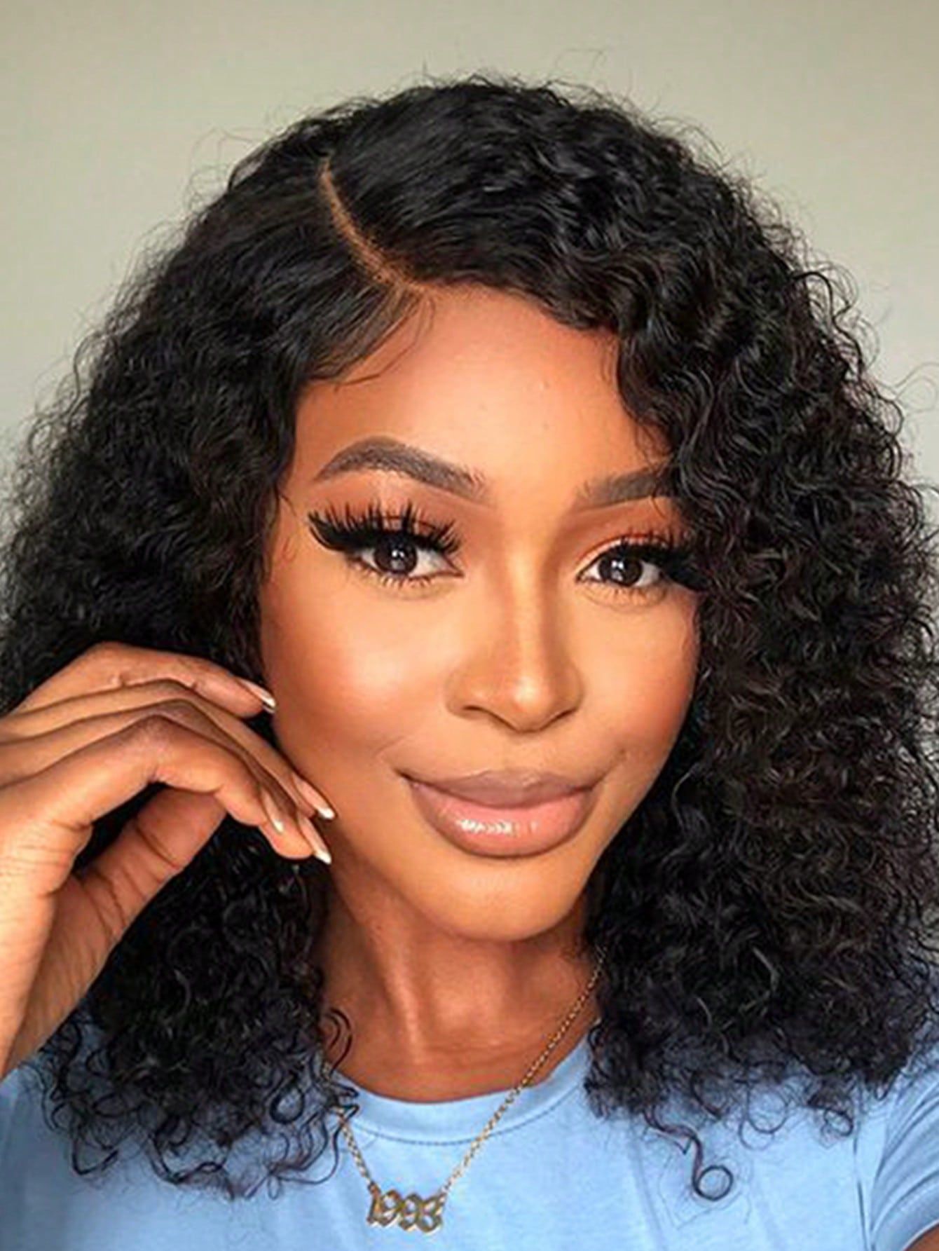 Mayqueen curly 13X4 high-definition transparent T-shape Swiss lace wig, 100% pure hair.