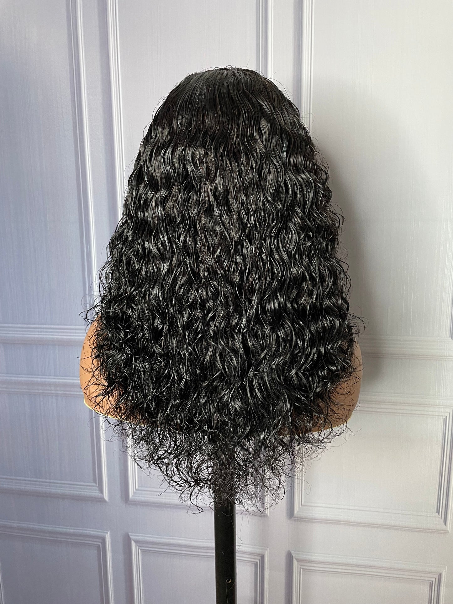 Mayqueen curly 13x4 high-definition transparent lace Brazilian virgin real hair wig real hair wig for black women only.