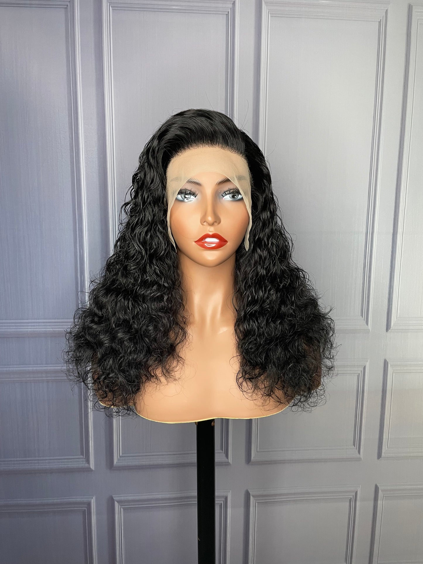 Mayqueen curly 13x4 high-definition transparent lace Brazilian virgin real hair wig real hair wig for black women only.