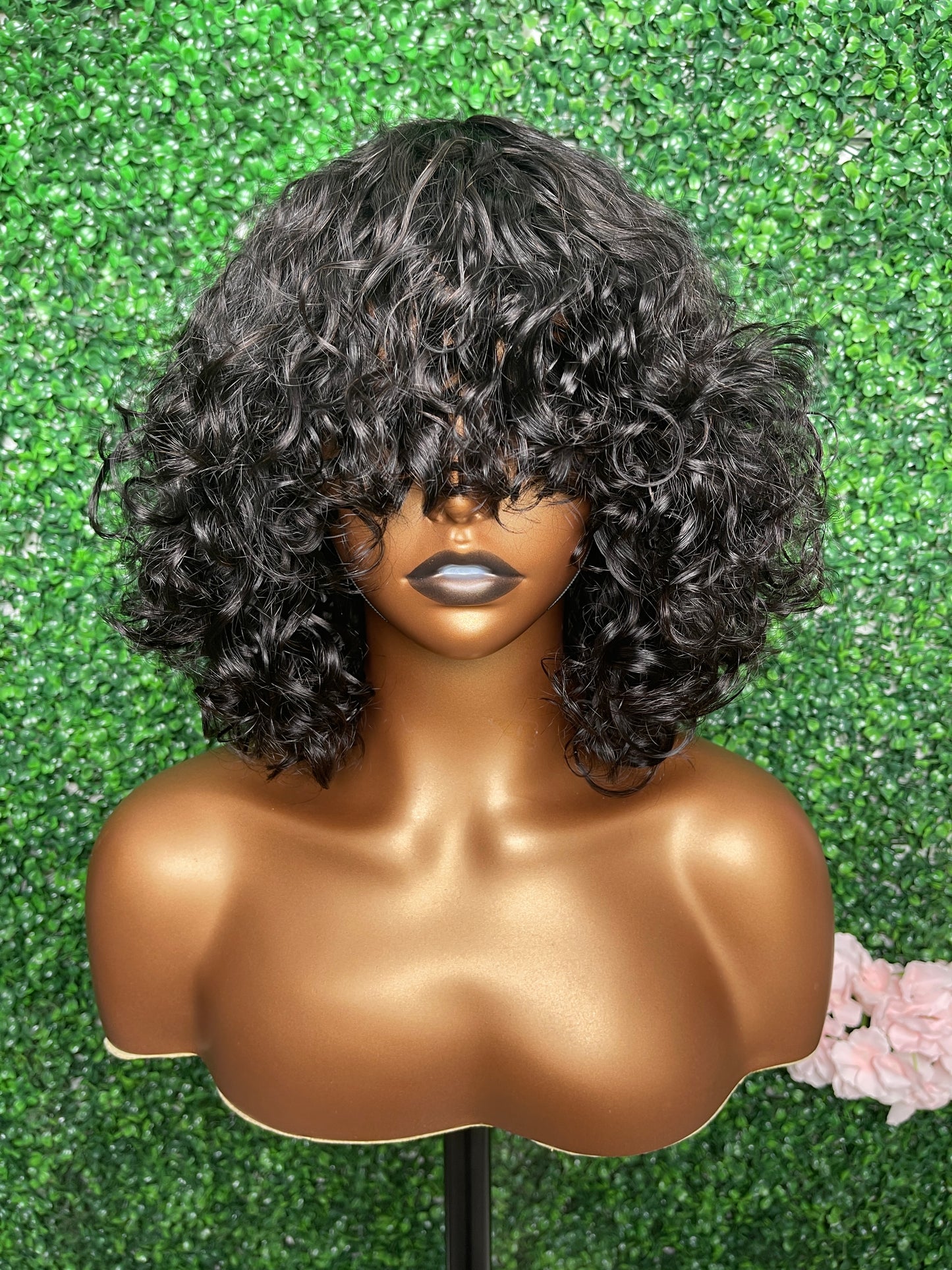 Mayqueen water mechanism human hair wig bangs lifelike appearance shows the unique beauty of black women.